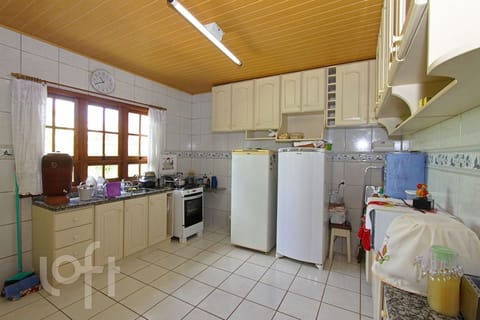 Image 10 - 249767